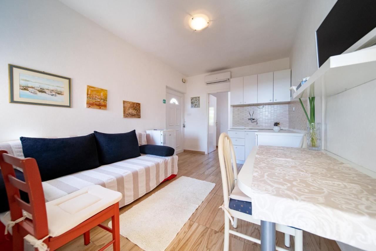 Apartmani Milena Barbat na Rabu Екстер'єр фото