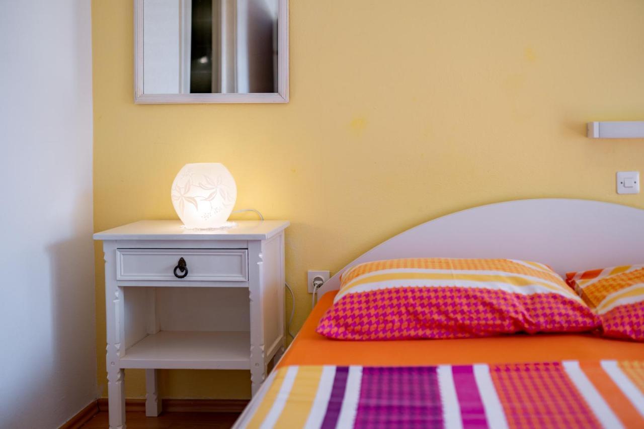 Apartmani Milena Barbat na Rabu Екстер'єр фото