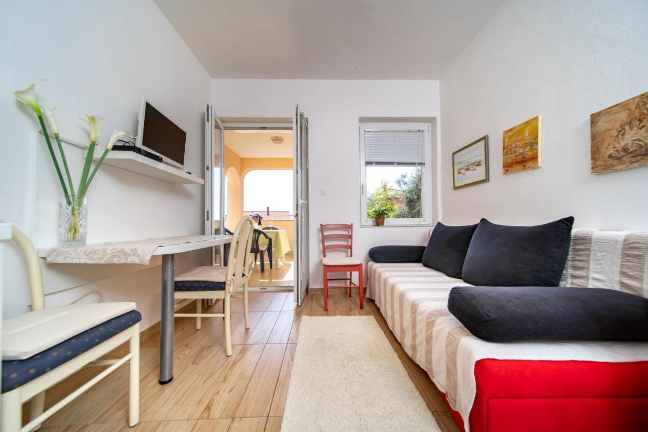 Apartmani Milena Barbat na Rabu Екстер'єр фото